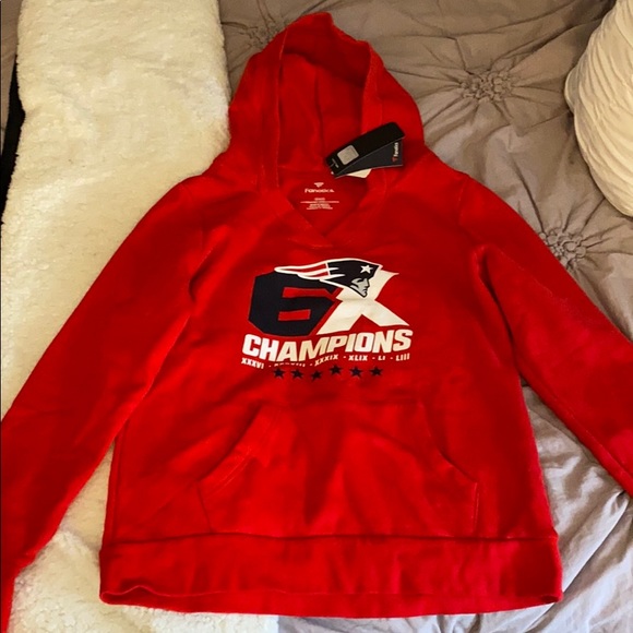 Patriots Sweatshirt - Picture 1 of 4